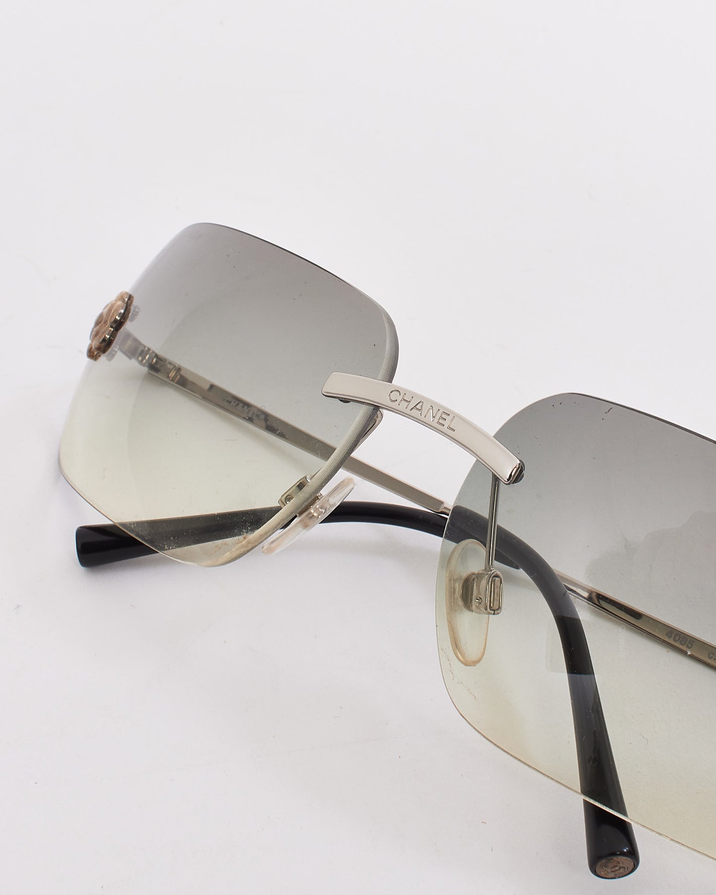 Chanel Vintage Grey Metal Rimless 4085 Camellia Flower Sunglasses