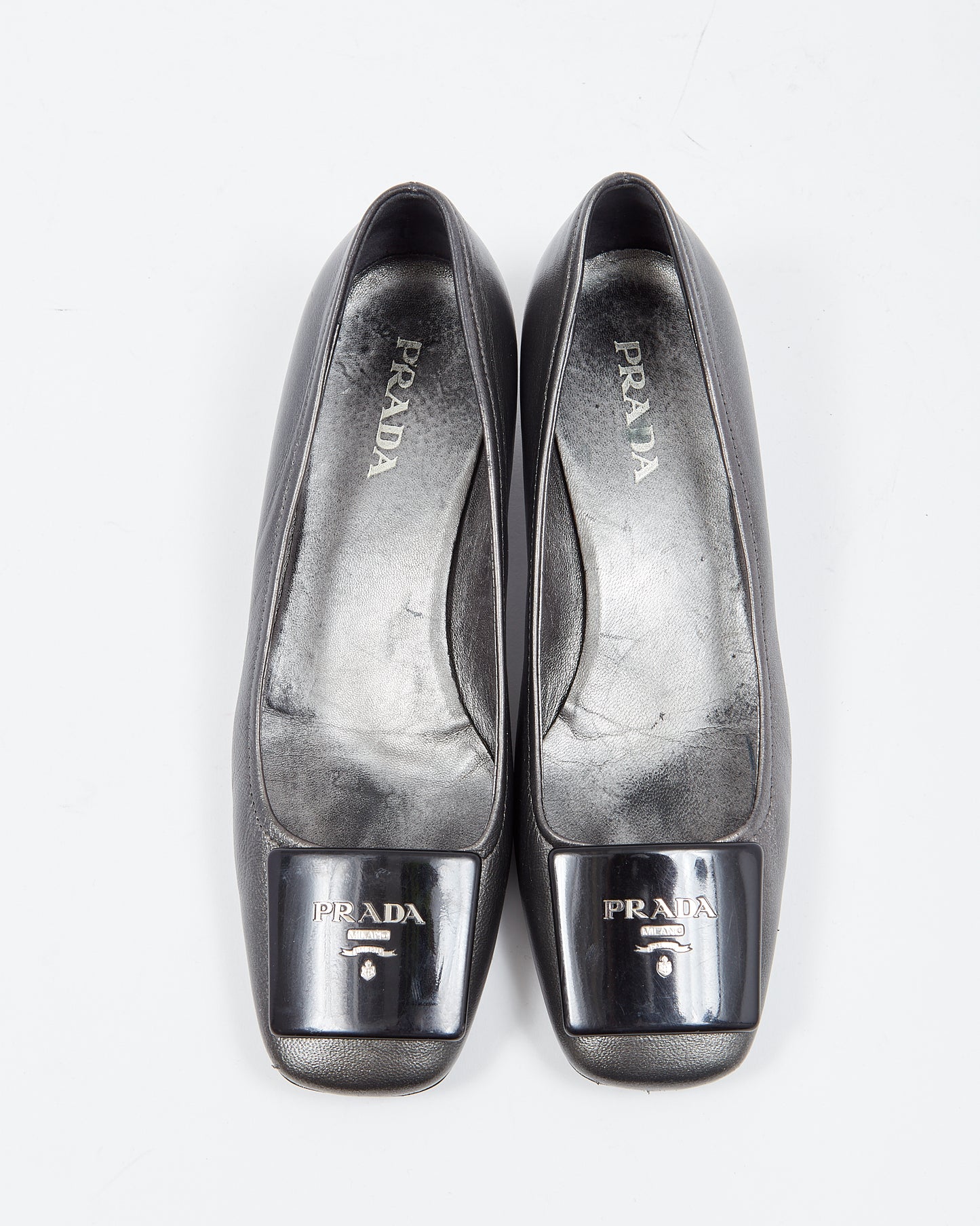 Prada Escarpins à talons blocs chaton gris métallisé - 37,5