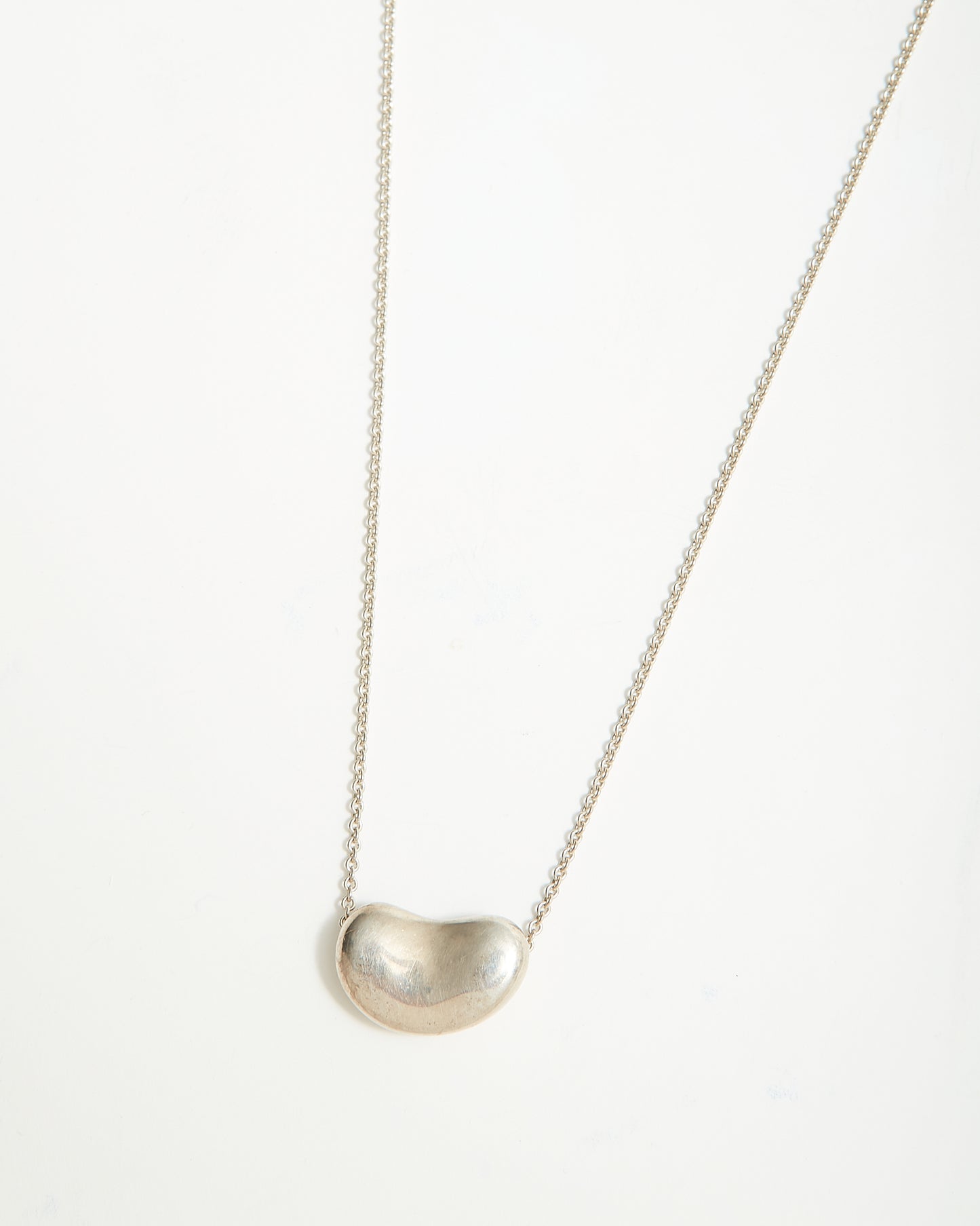 Collier pendentif Tiffany en argent sterling à gros haricots Elsa Peretti