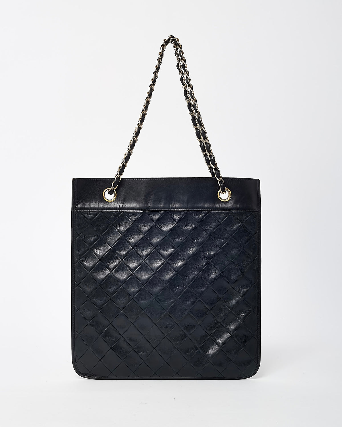 Chanel Vintage Black Quilted Lambskin Leather CC Logo Chain Shoulder Bag