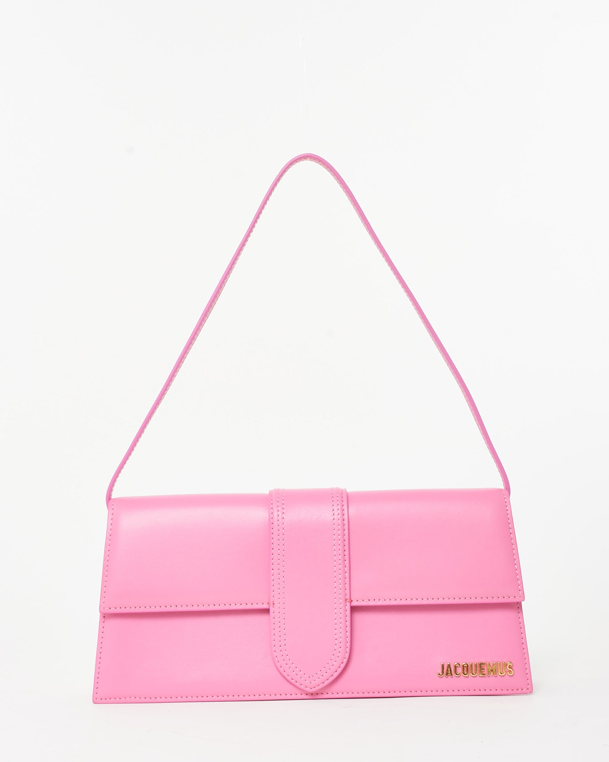 Pre-owned Jacquemus Le Bambino Long bag in soft pink leather, featuring a sleek rectangular silhouette, an extended front flap with tonal stitching, a thin shoulder strap, and gold-tone Jacquemus logo, front view
