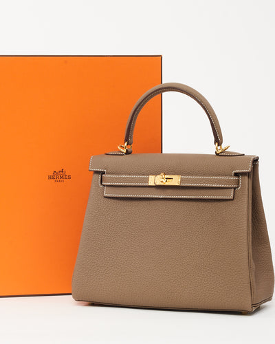 Hermès Etoupe Togo Leather Kelly Retourne 25 GHW