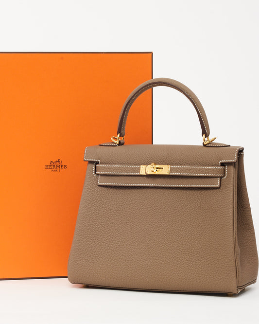 Hermès Etoupe Togo Leather Kelly Retourne 25 GHW