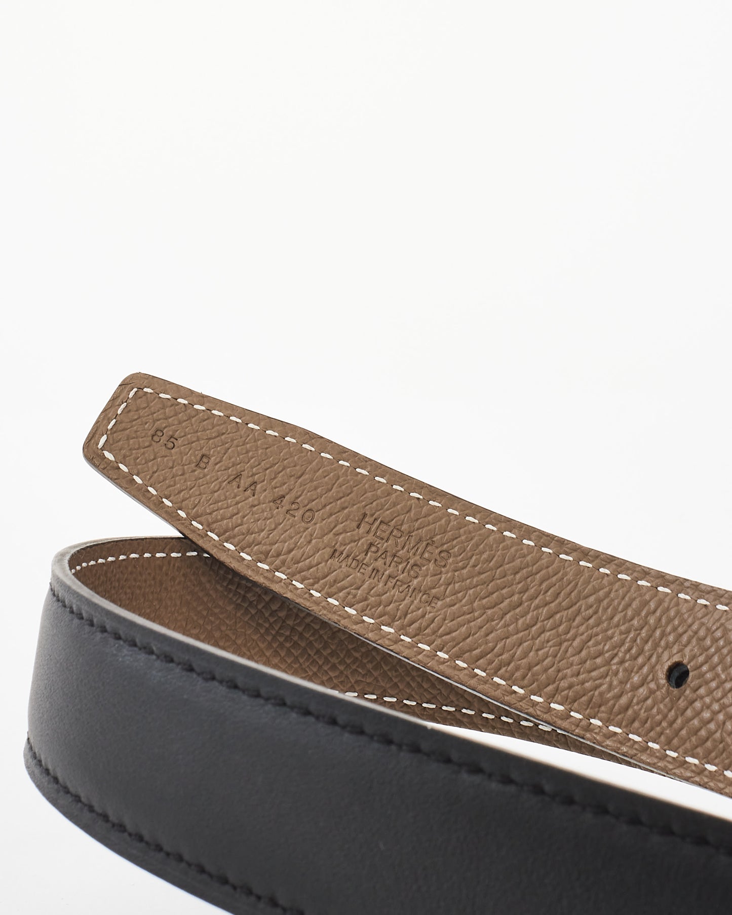 Hermès Reversible Black & Etoupe Leather Cursive H Buckle Belt - 85