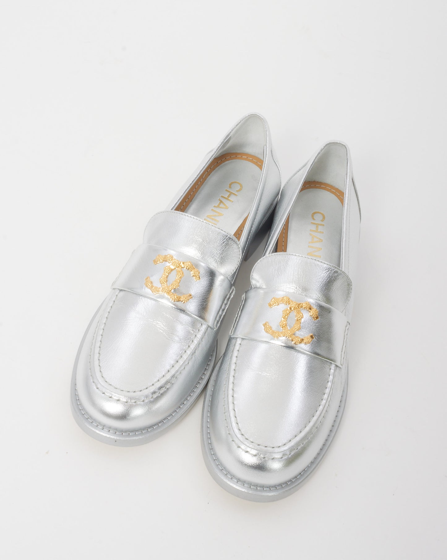 Chanel Metallic Silver Leather Gold Camellia Flower Detail CC Logo Loafers - 41