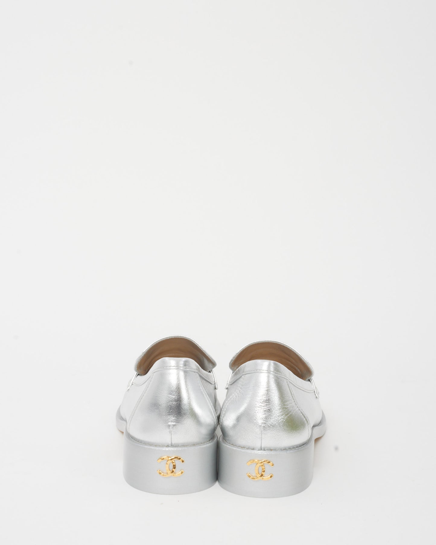 Chanel Metallic Silver Leather Gold Camellia Flower Detail CC Logo Loafers - 41