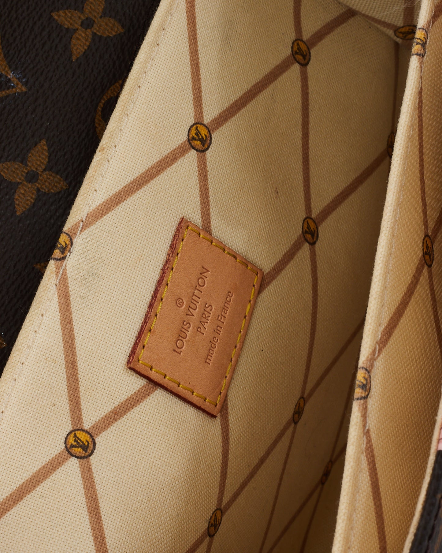 Louis Vuitton Limited Edition Monogram Canvas Summer Trunks Trompe L'oeil Pochette Metis Bag