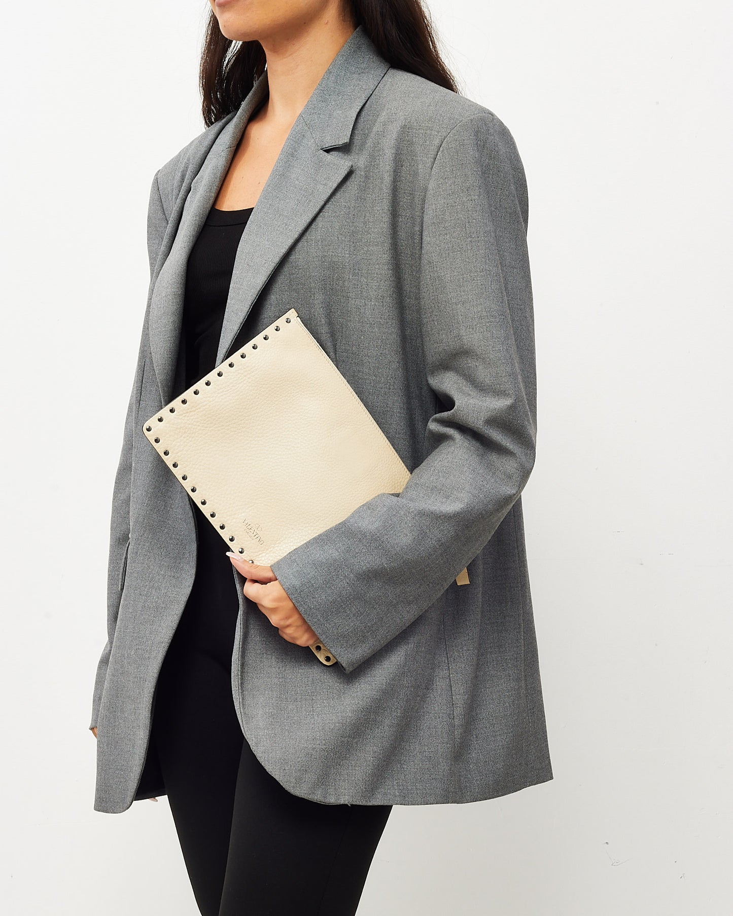 Valentino Beige Grained Leather Gunmetal Rockstud Zip Wristlet Clutch