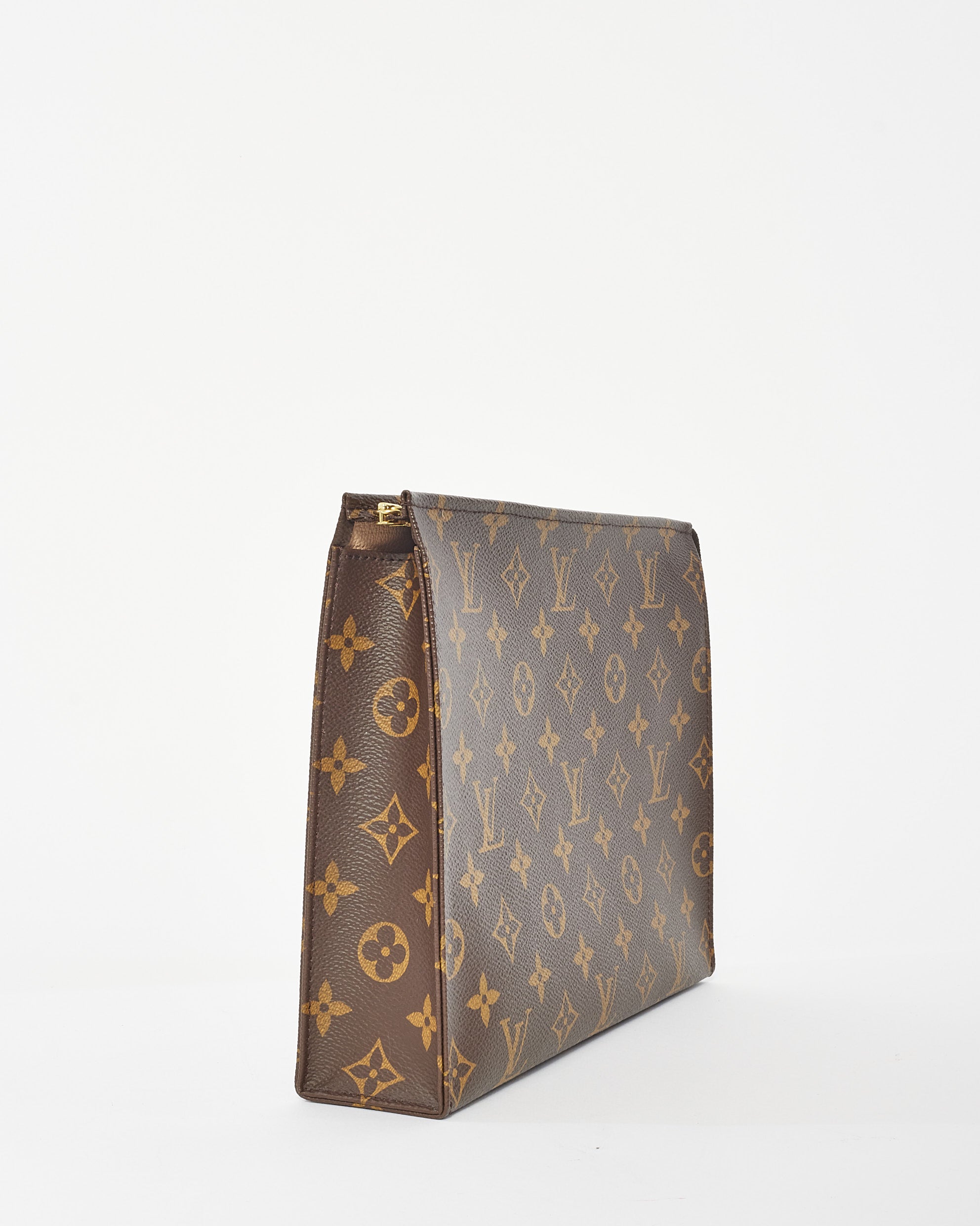 Explore a Louis Vuitton Monogram Canvas 26 Toiletry Pouch
