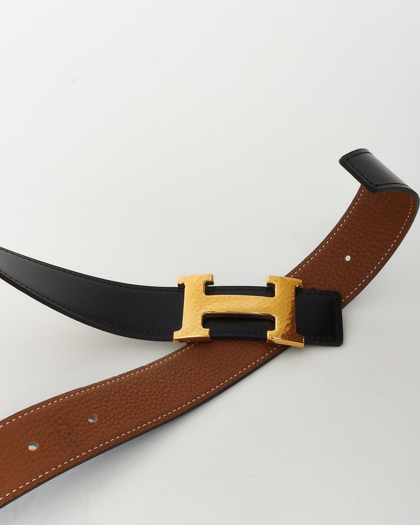 Hermès Black Swift & Tan Togo Leather Reversible Gold H Martelee 32mm Belt - 95