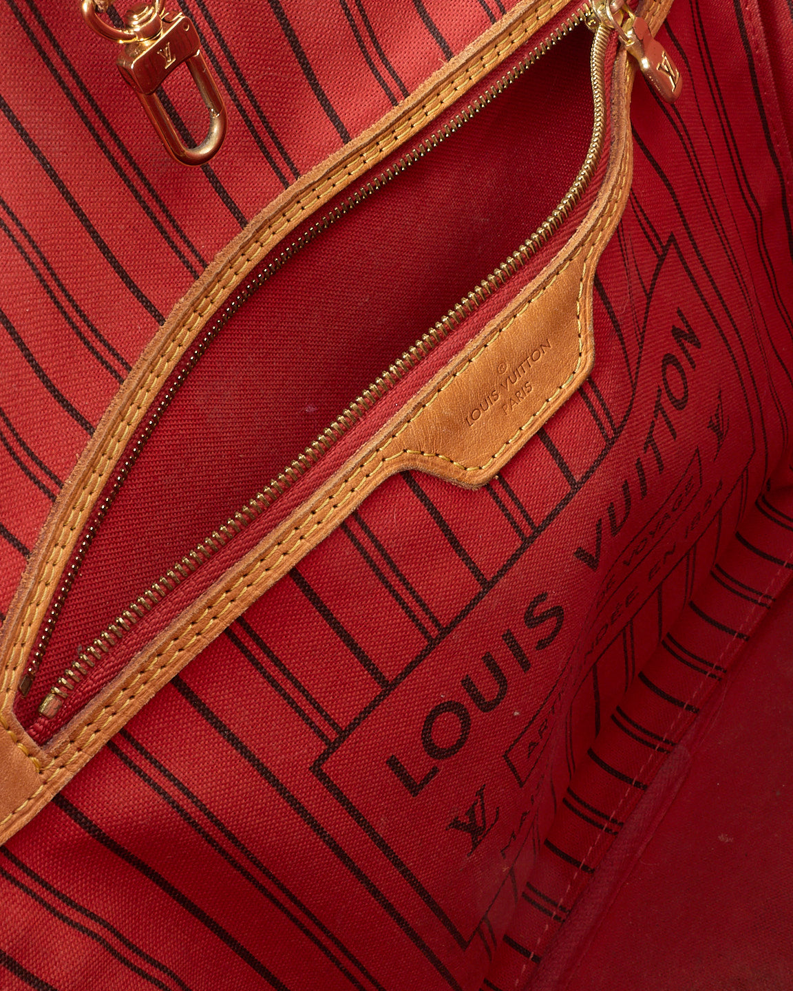 Louis Vuitton Monogram Canvas Neverfull MM w/ Pouch