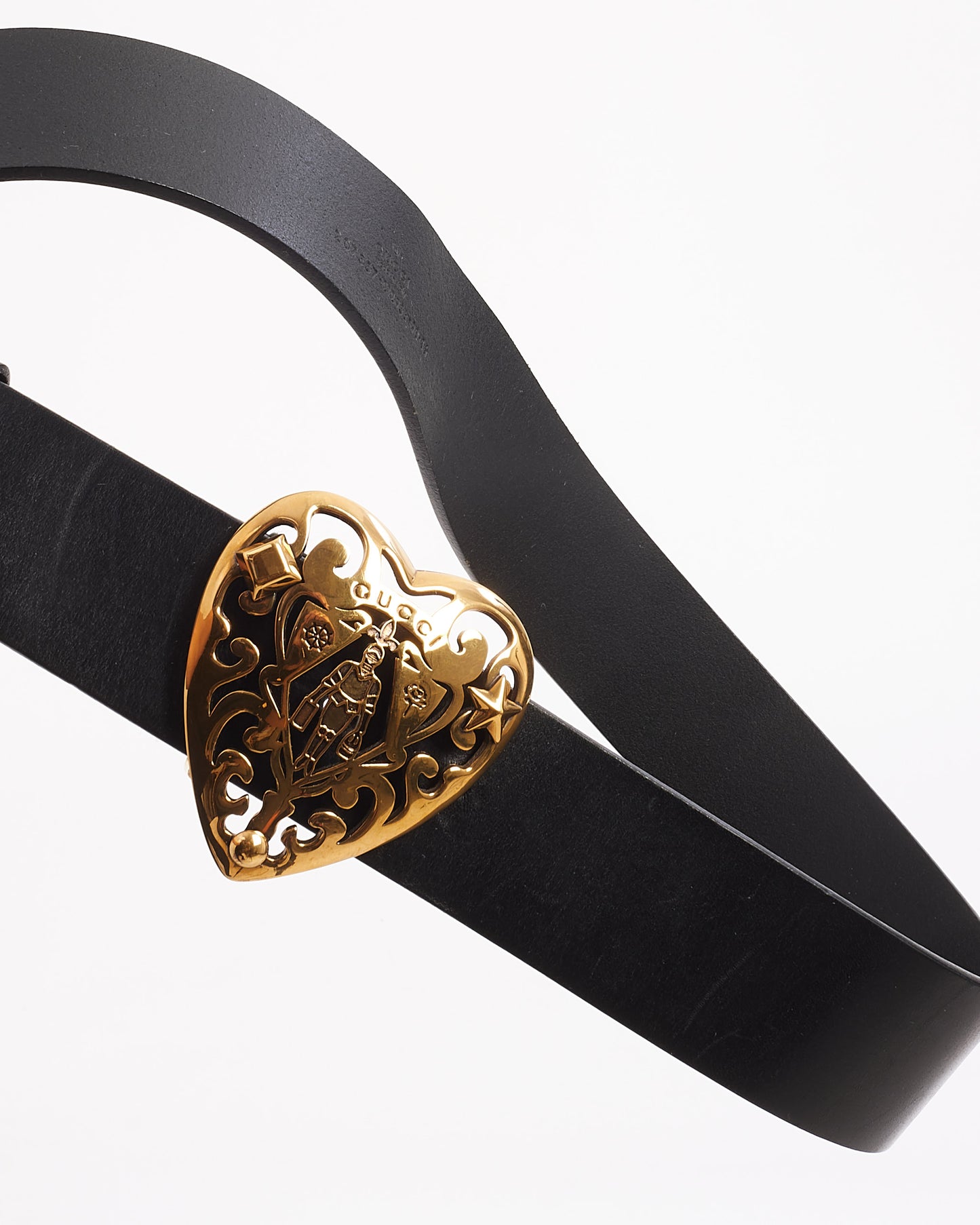 Ceinture à boucle en cuir noir et écusson en forme de cœur doré Gucci 90/36