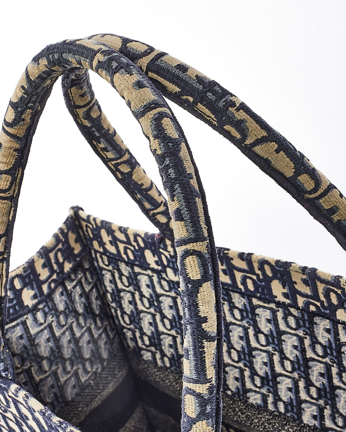 Grand sac fourre-tout à broderie en toile oblique bleu marine Dior