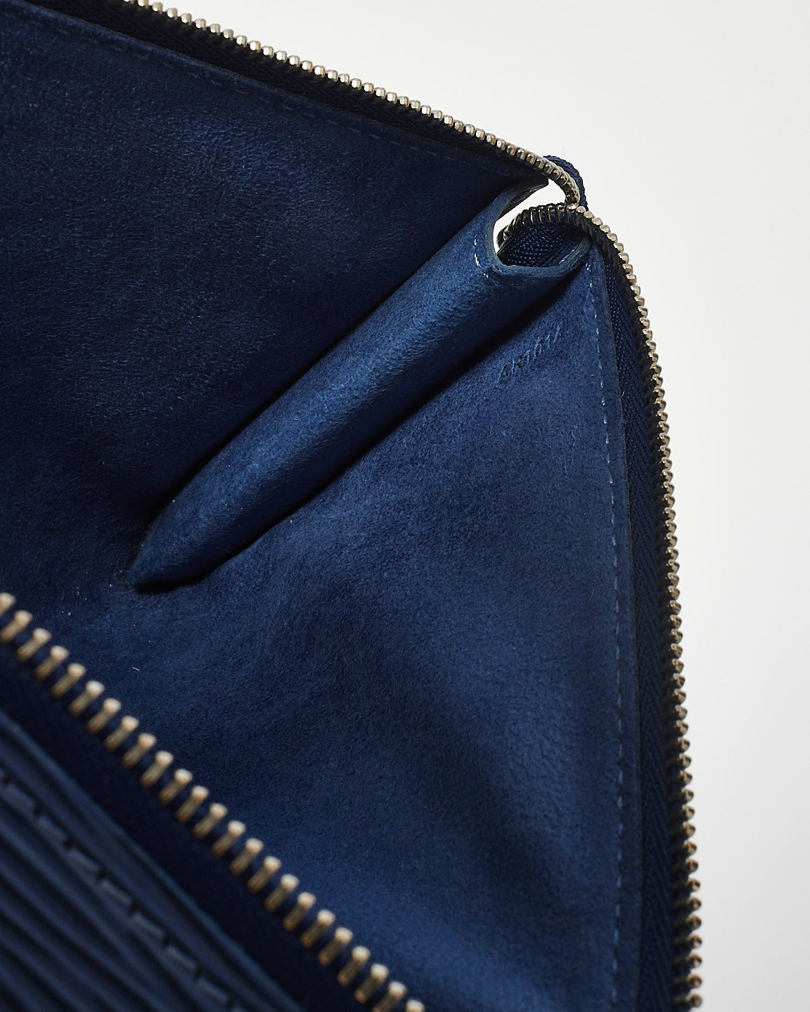 Louis Vuitton Blue Epi Leather Shoulder Pochette Bag