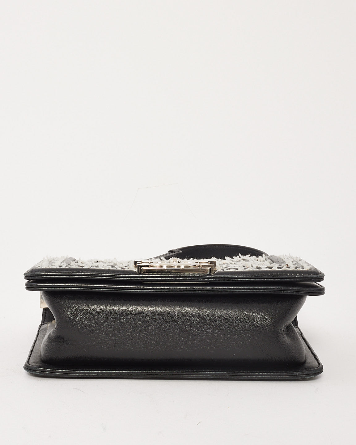 Sac petit garçon en tweed Quilt en cuir d'agneau noir édition spéciale Chanel