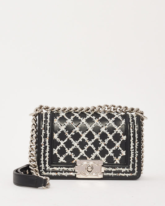 Sac petit garçon en tweed Quilt en cuir d'agneau noir édition spéciale Chanel