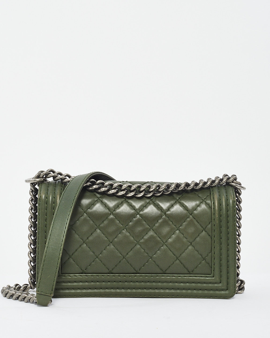 Sac Chanel Old Medium Boy en cuir matelassé vert foncé