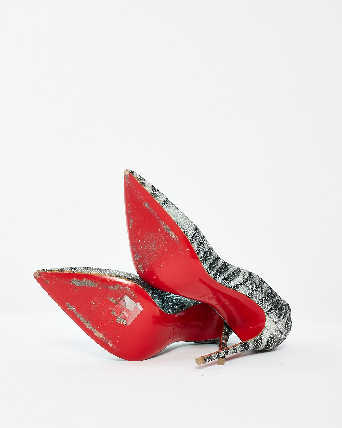 Christian Louboutin Escarpins à imprimé animal scintillant noir/argenté - 37