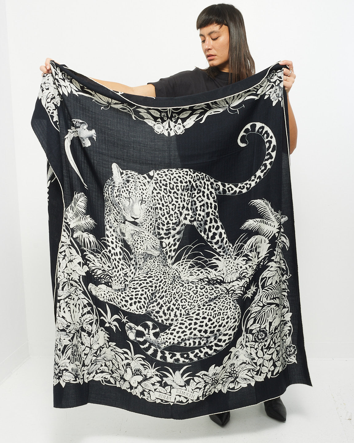 Hermès Black & White Cashmere & Silk Jungle Love Scarf - 140