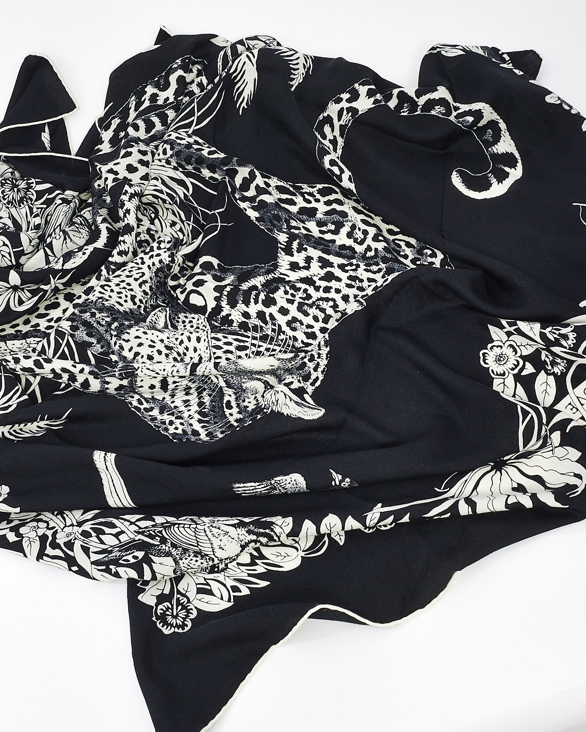 Hermès Black & White Cashmere & Silk Jungle Love Scarf - 140