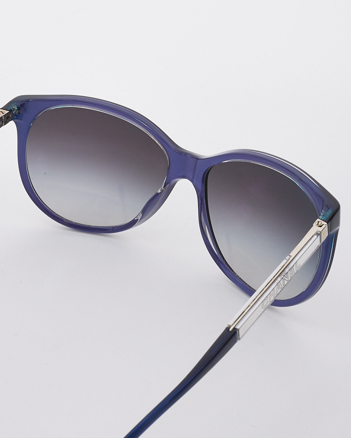 Lunettes de soleil miroir de la collection œil de chat en acétate bleu Chanel - 5169
