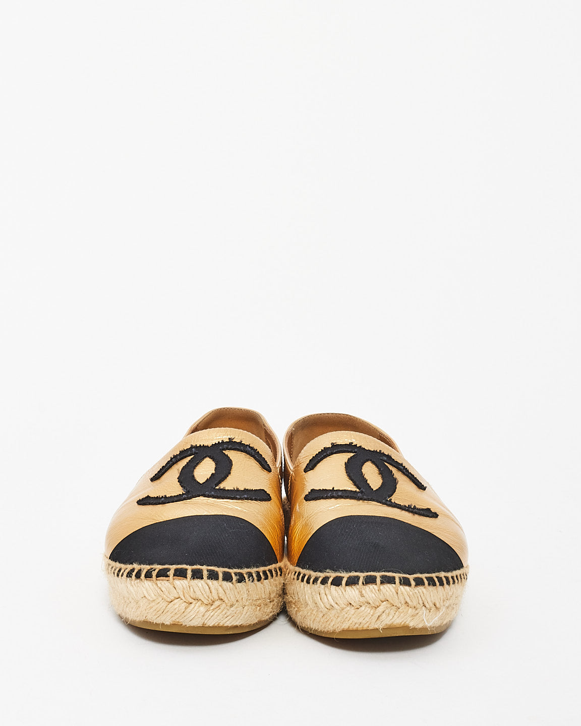 Espadrilles à logo en cuir métallisé doré Chanel - 39