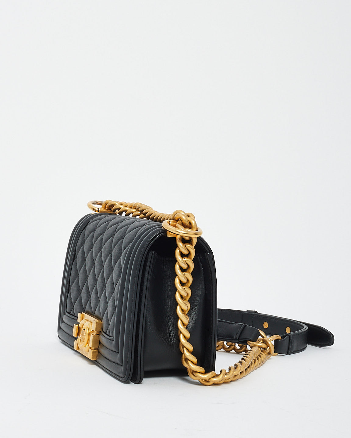 Sac petit garçon matelassé en cuir d'agneau noir Chanel GHW