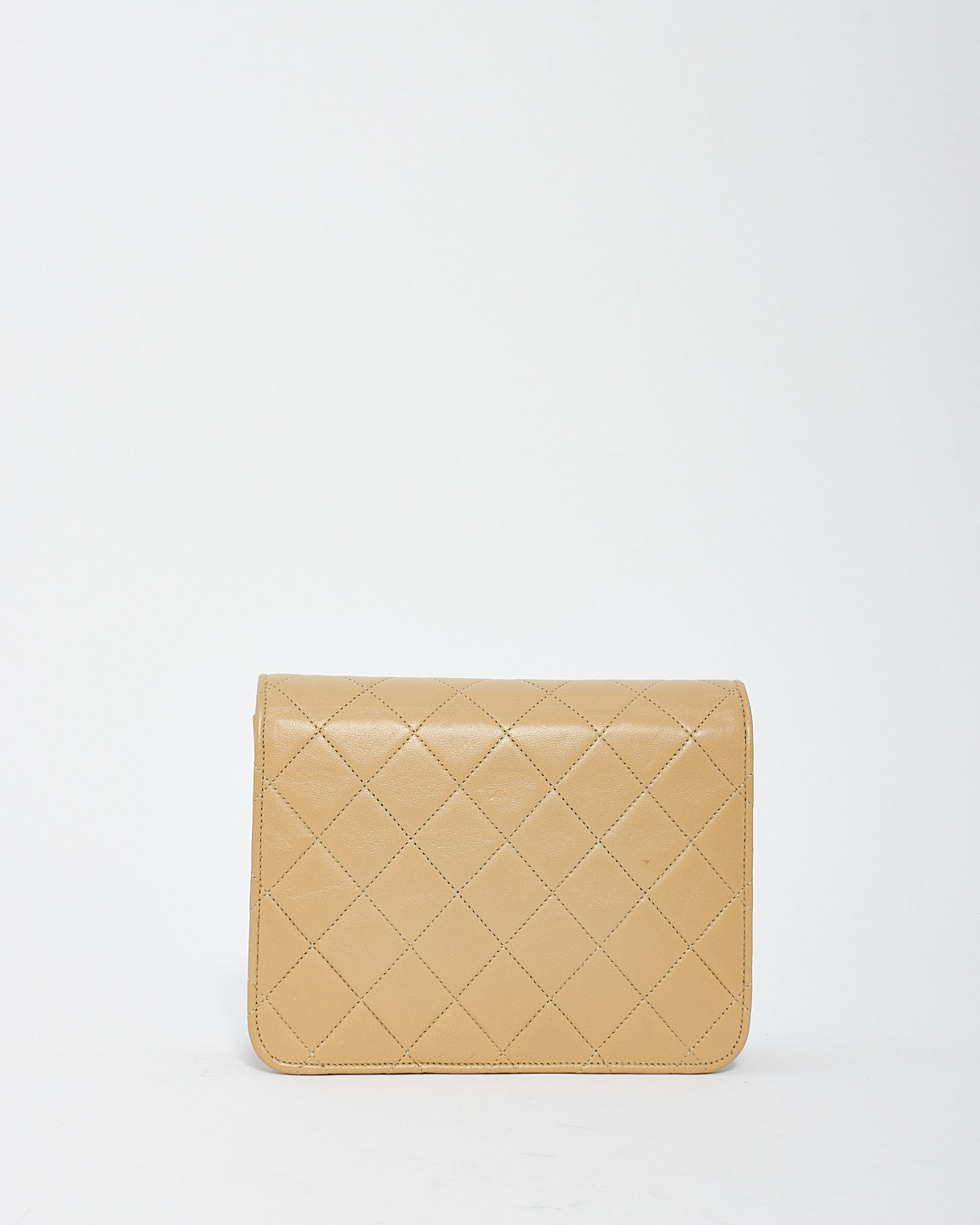 Chanel Vintage en cuir d'agneau beige matelassé en or 24 carats petit sac carré à chaîne à rabat unique