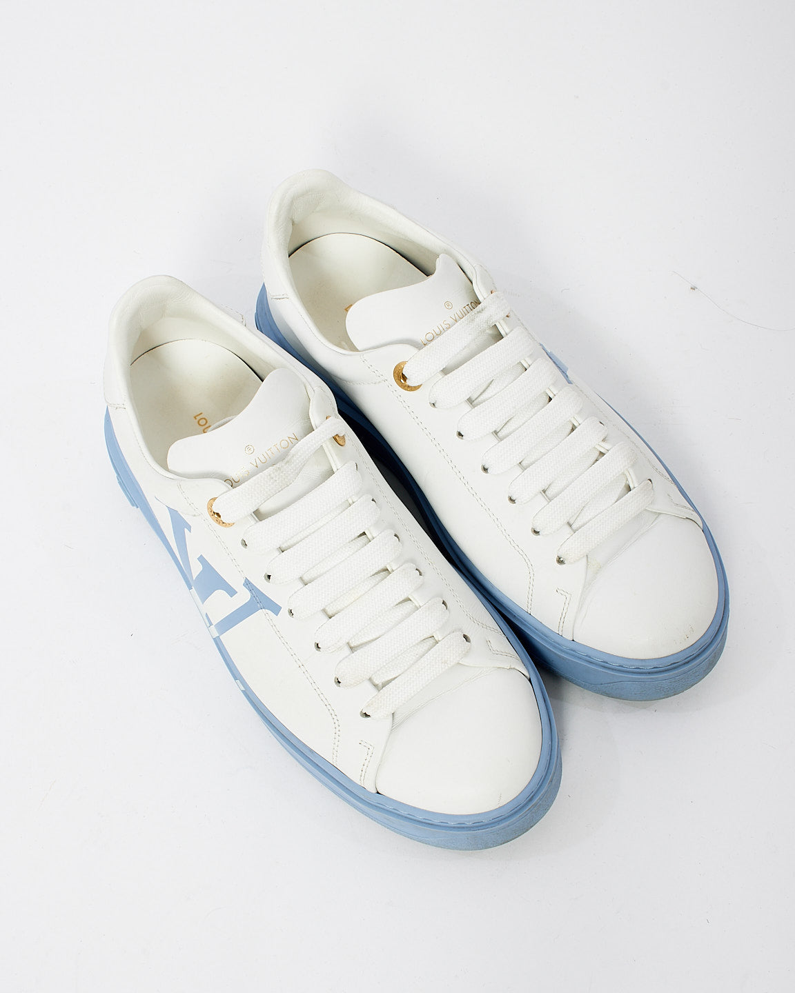 Louis Vuitton White & Blue Leather Time Out Low Top Sneakers - 37.5