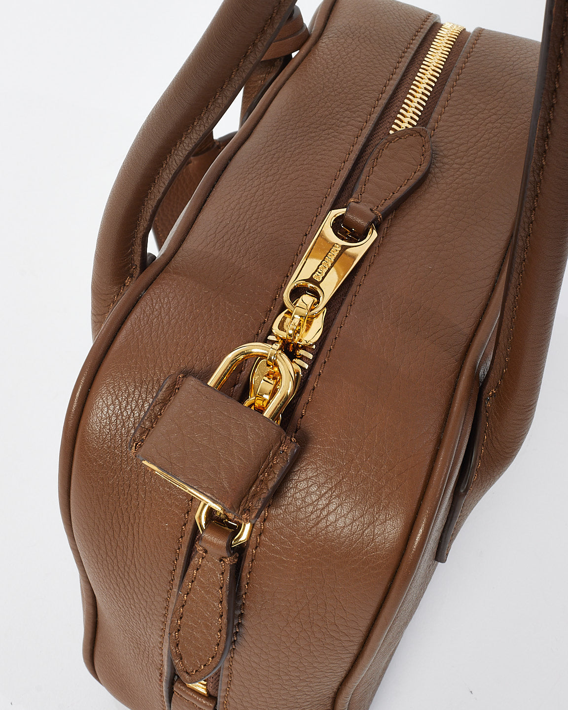 Burberry Sac fourre-tout mini demi-cube en cuir marron