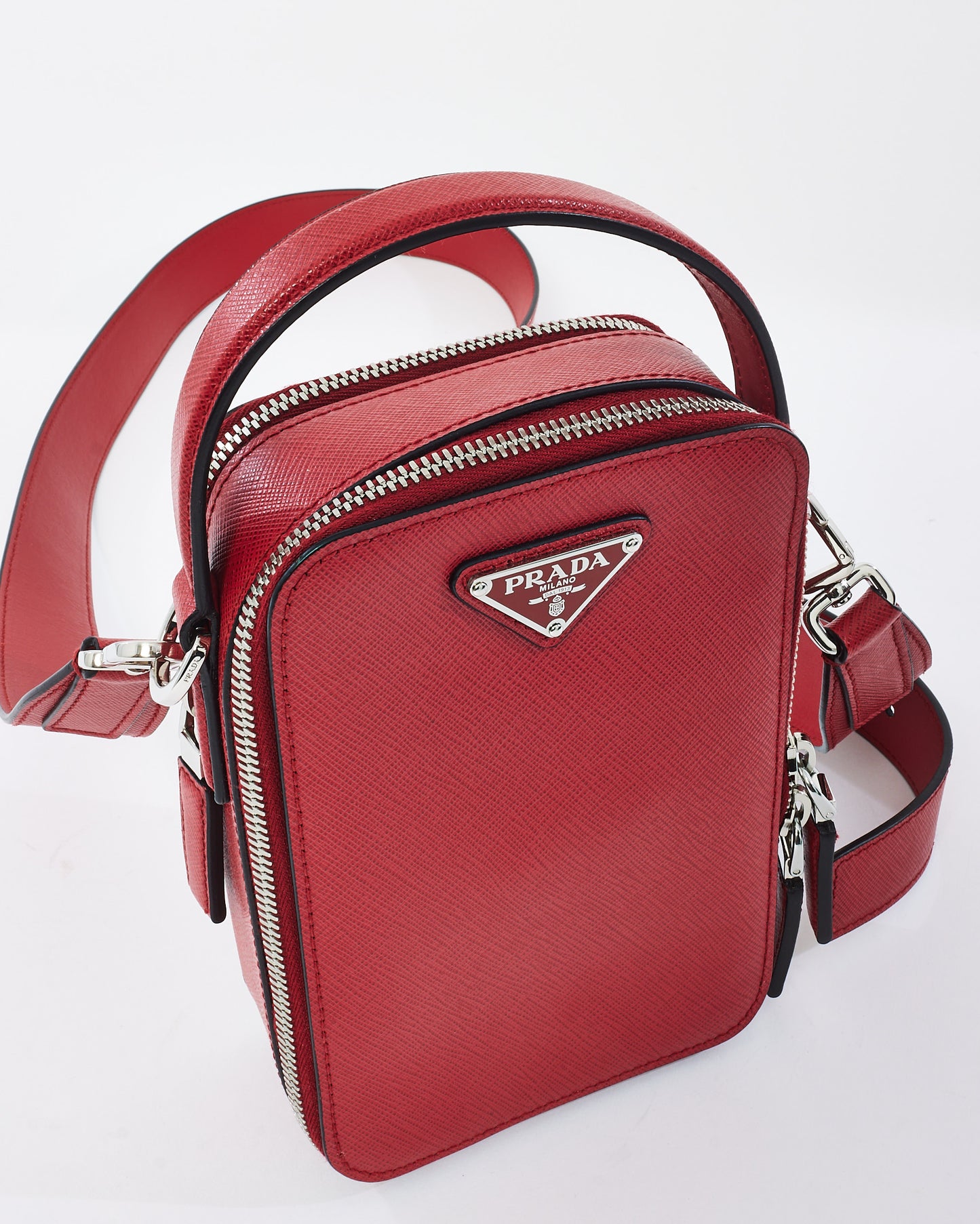 Sac à bandoulière vertical Brique en cuir saffiano rouge Prada