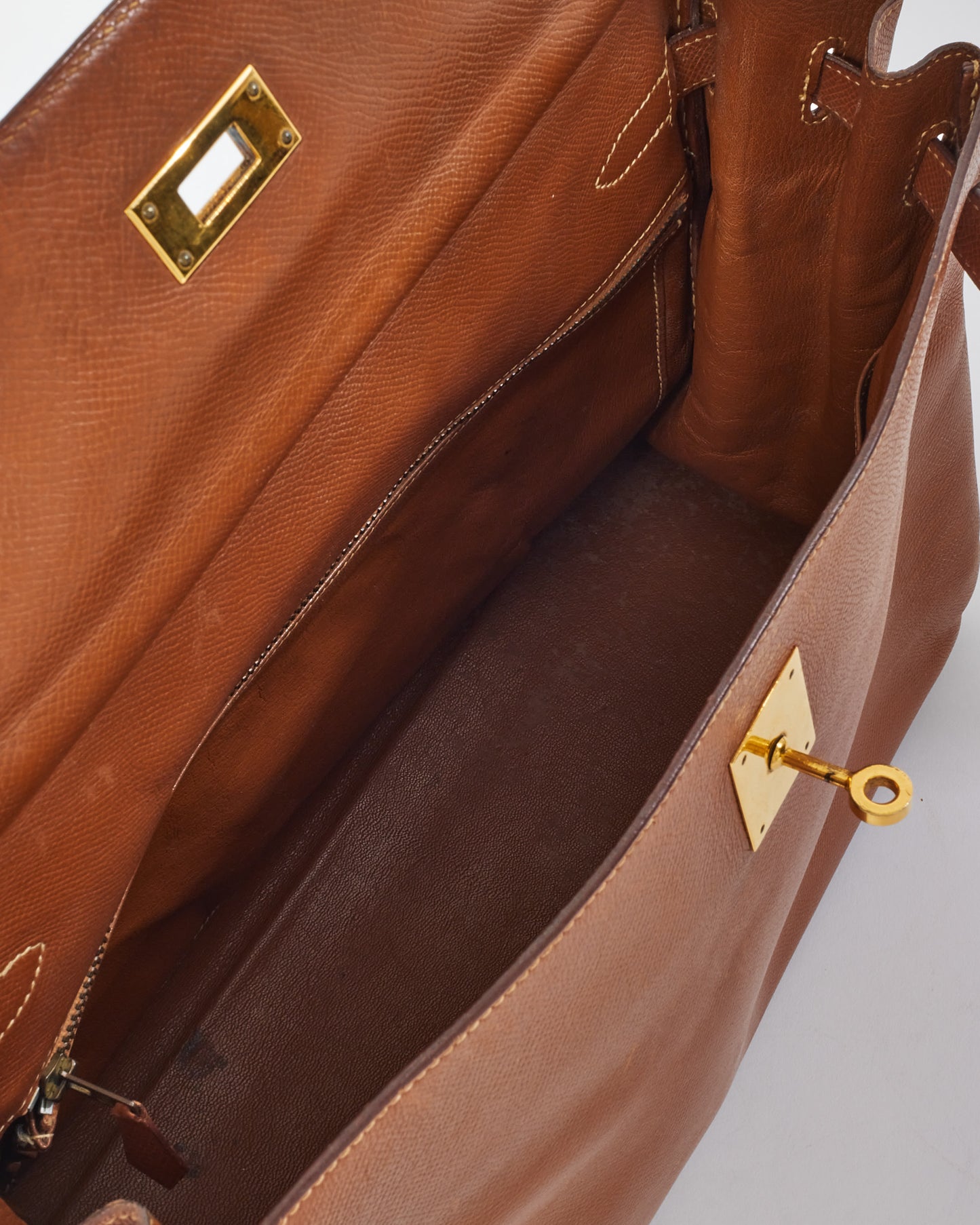 Hermès Vintage Gold Epsom Leather Kelly 32 GHW