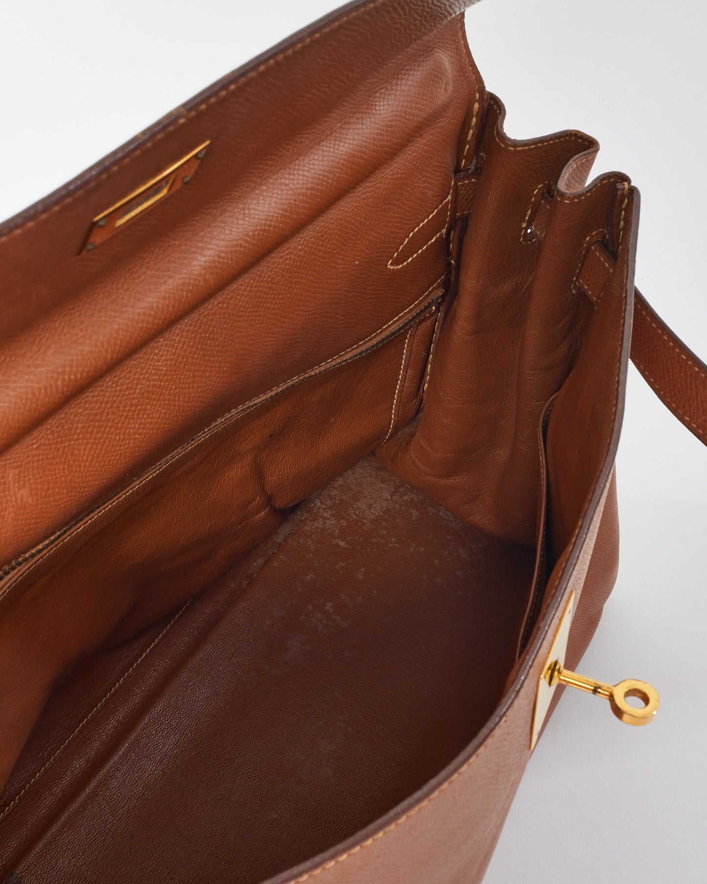 Hermès Vintage Gold Epsom Leather Kelly 32 GHW