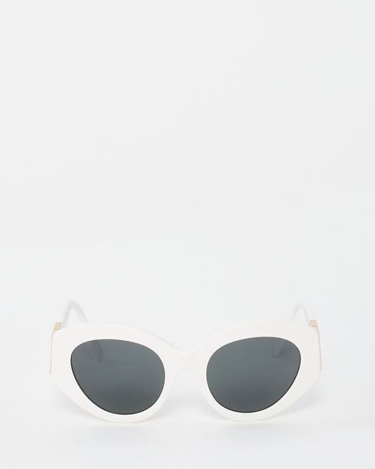 Burberry White Acetate Oversized Sunglasses B4361