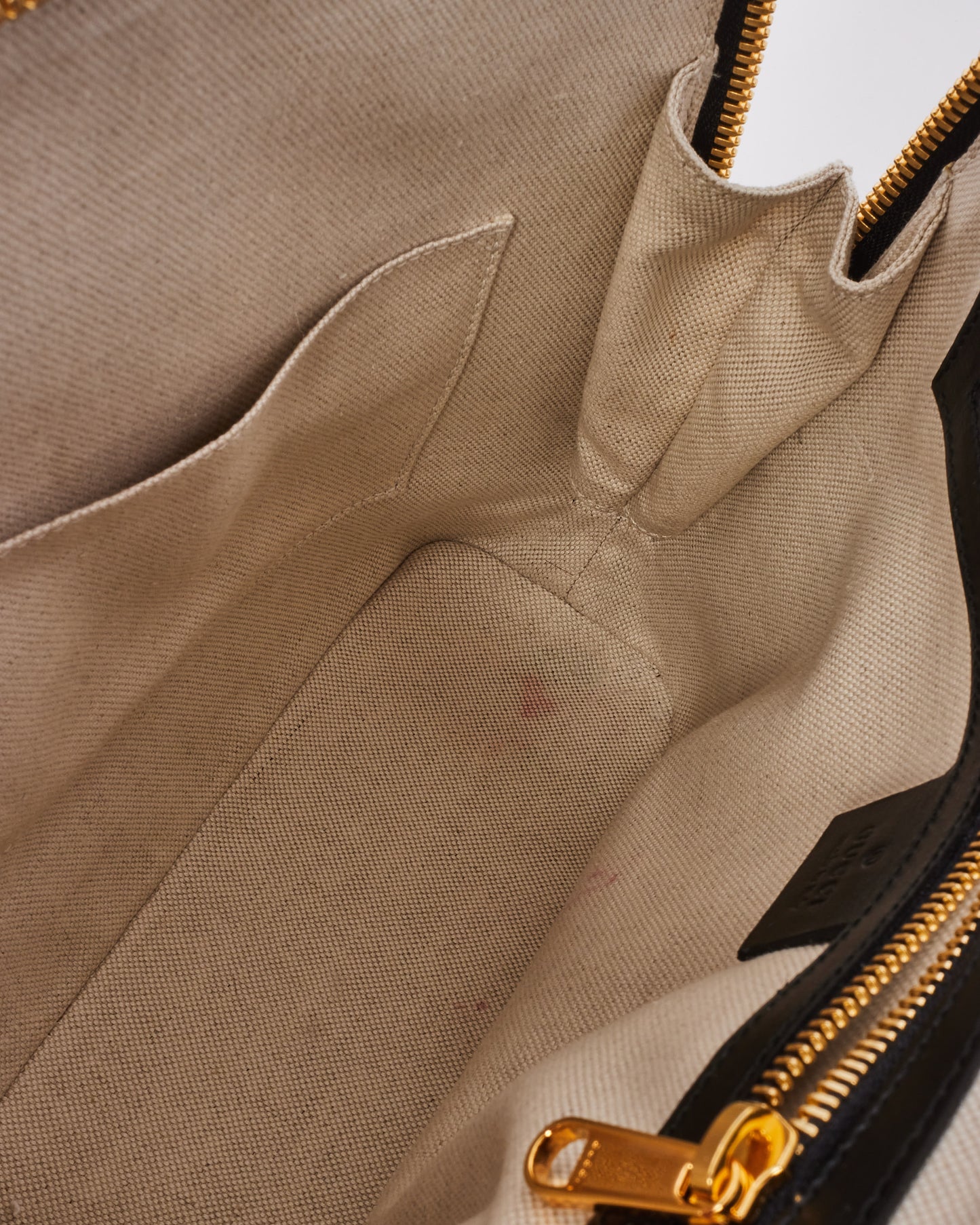 Gucci Black Smooth Leather 1945 Horsebit Top Handle Bag