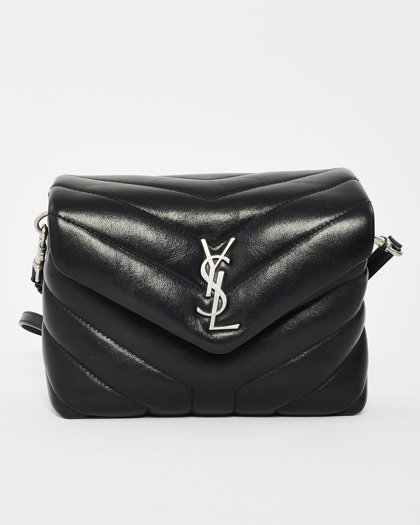 Saint Laurent Sac à bandoulière Toy Loulou en cuir matelassé noir Y avec détails argentés