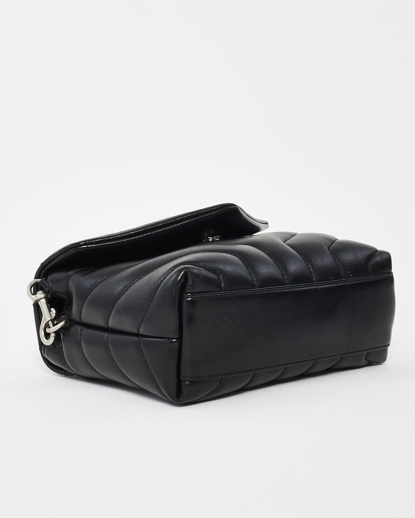 Saint Laurent Sac à bandoulière Toy Loulou en cuir matelassé noir Y avec détails argentés