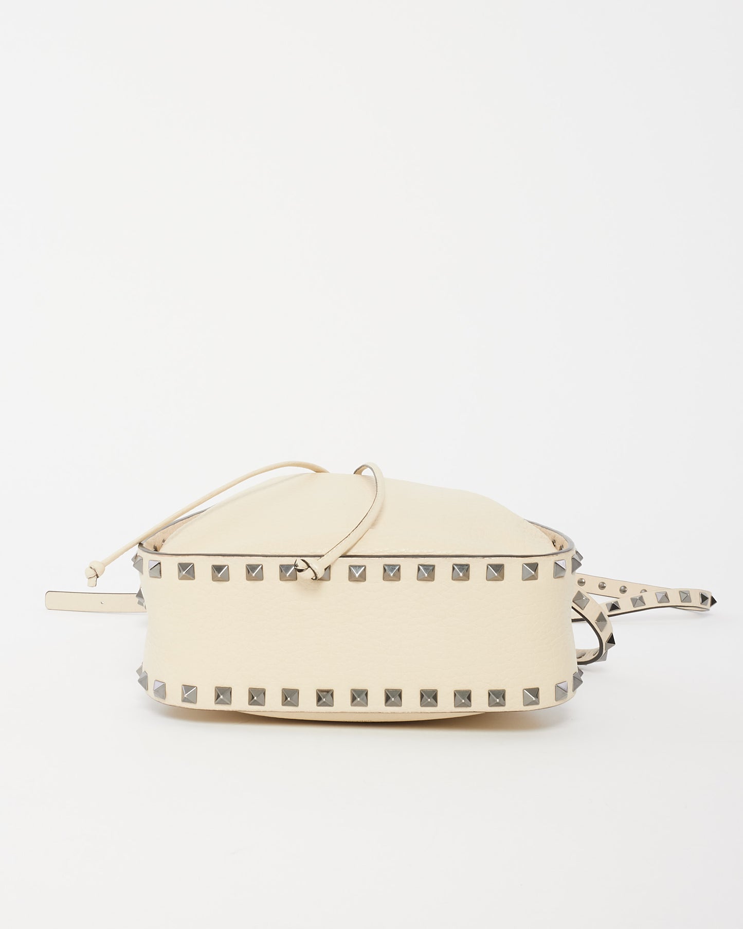 Valentino Cream Leather Rockstud Drawstring Small Bucket Bag