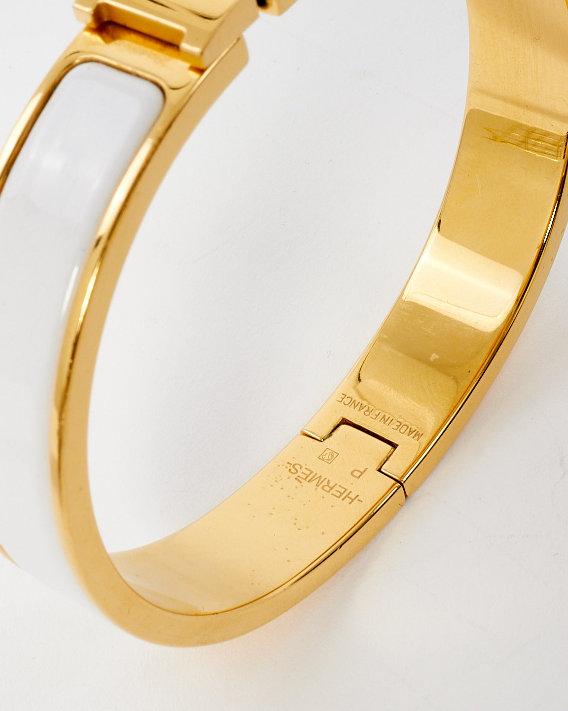 Hermès White & Gold Colour Metal Clic H Bracelet - GM