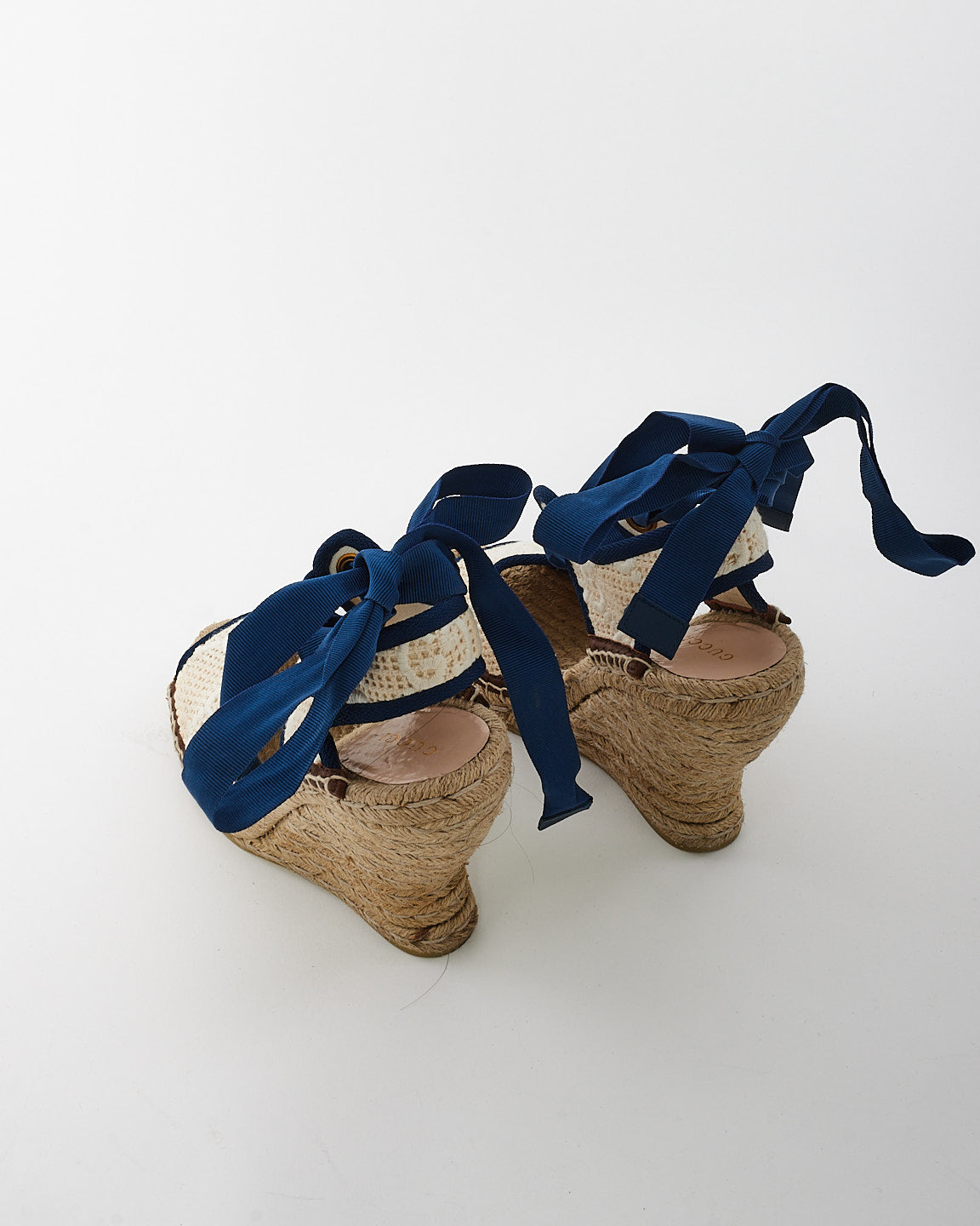 Sandale compensée en toile monogram crème et bleu marine Gucci - 37,5