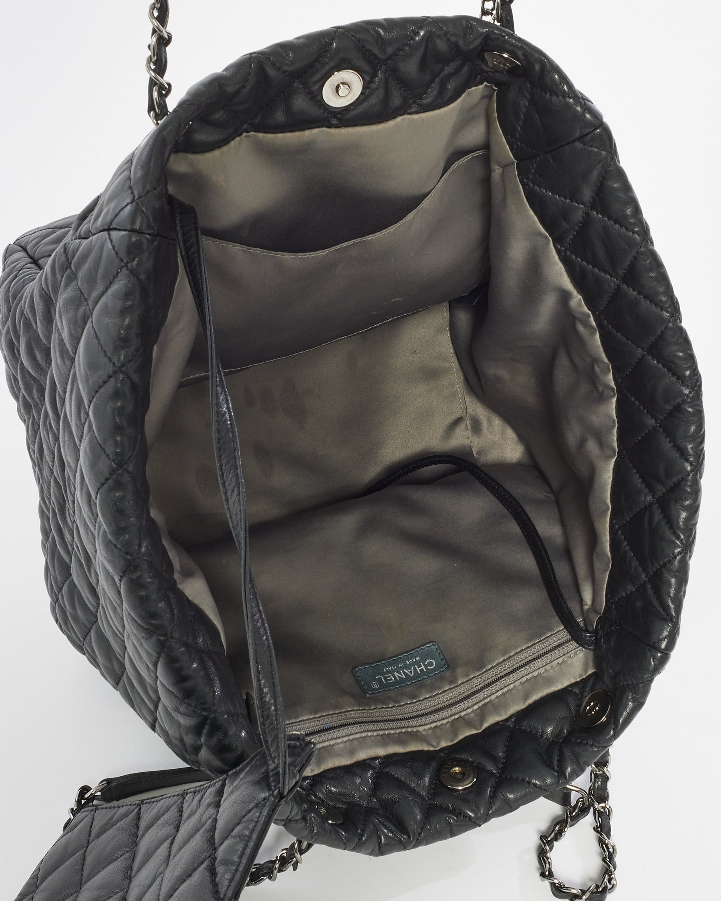 Cabas Chanel Ultimate Stitch en cuir de veau noir