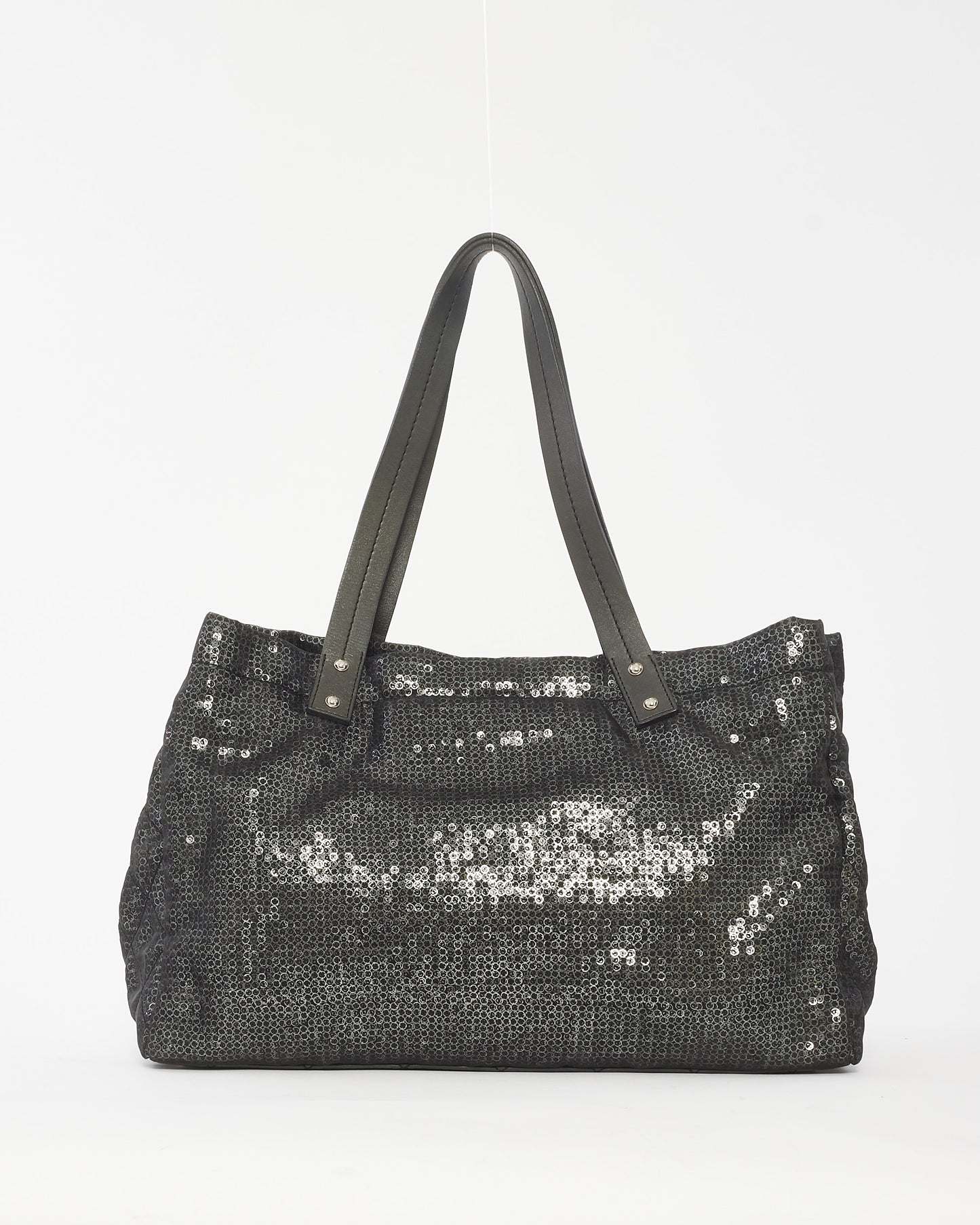 Sac fourre-tout à paillettes cachées en tissu maillé enduit de paillettes noires Chanel