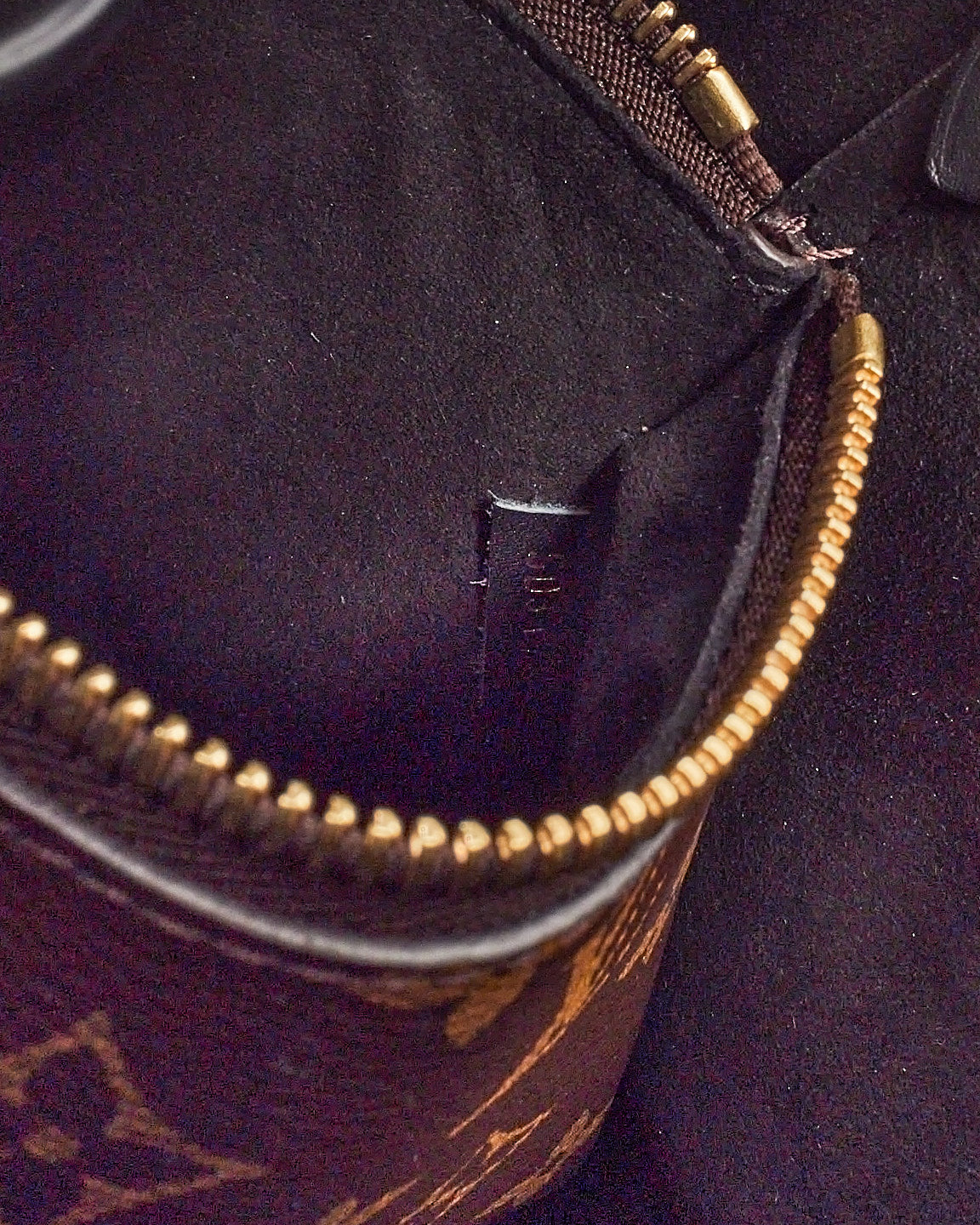 Louis Vuitton Monogram Canvas NéoNoé MM Bucket Bag