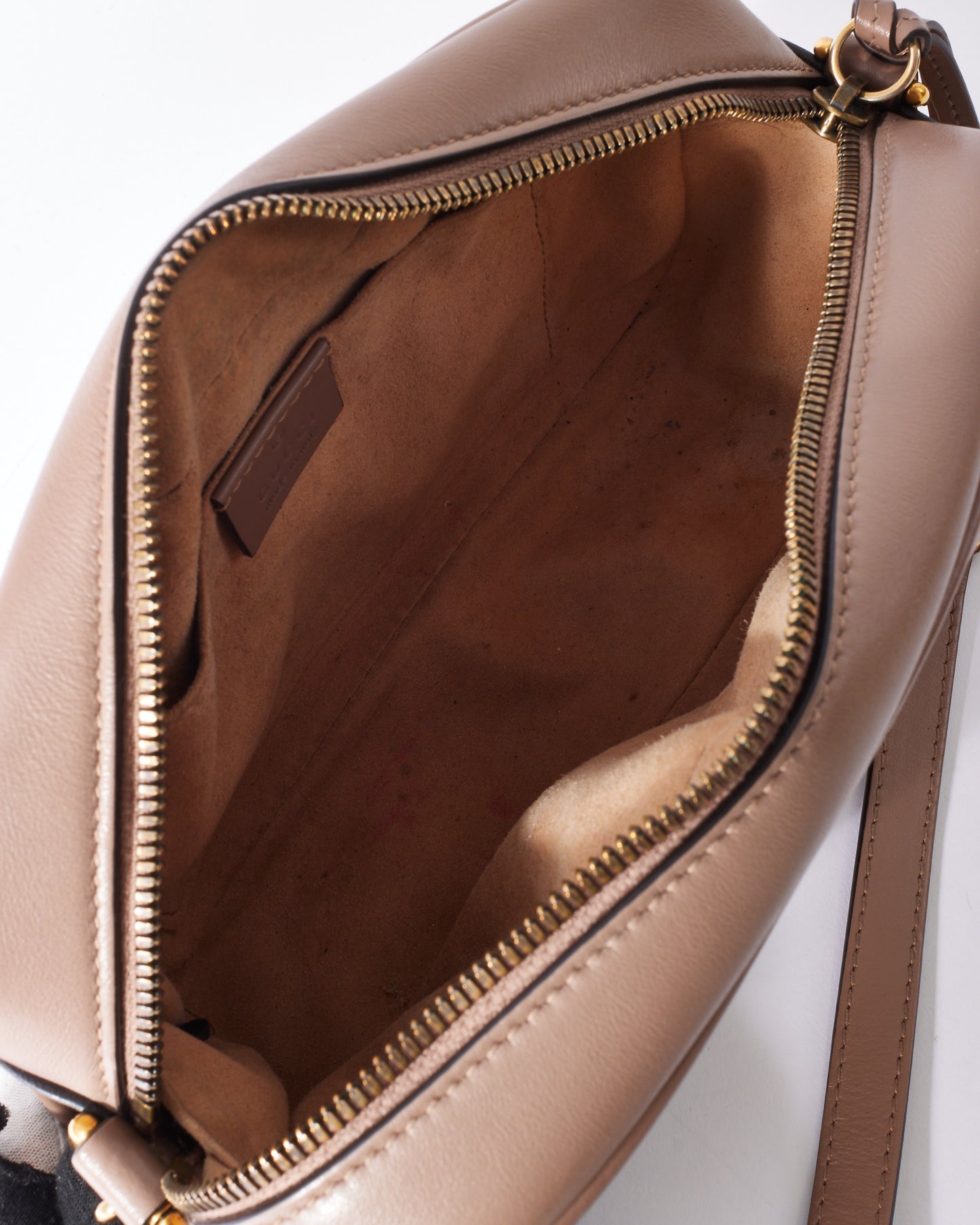 Gucci Dusty Pink Matlassée Leather Small Marmont Camera Bag