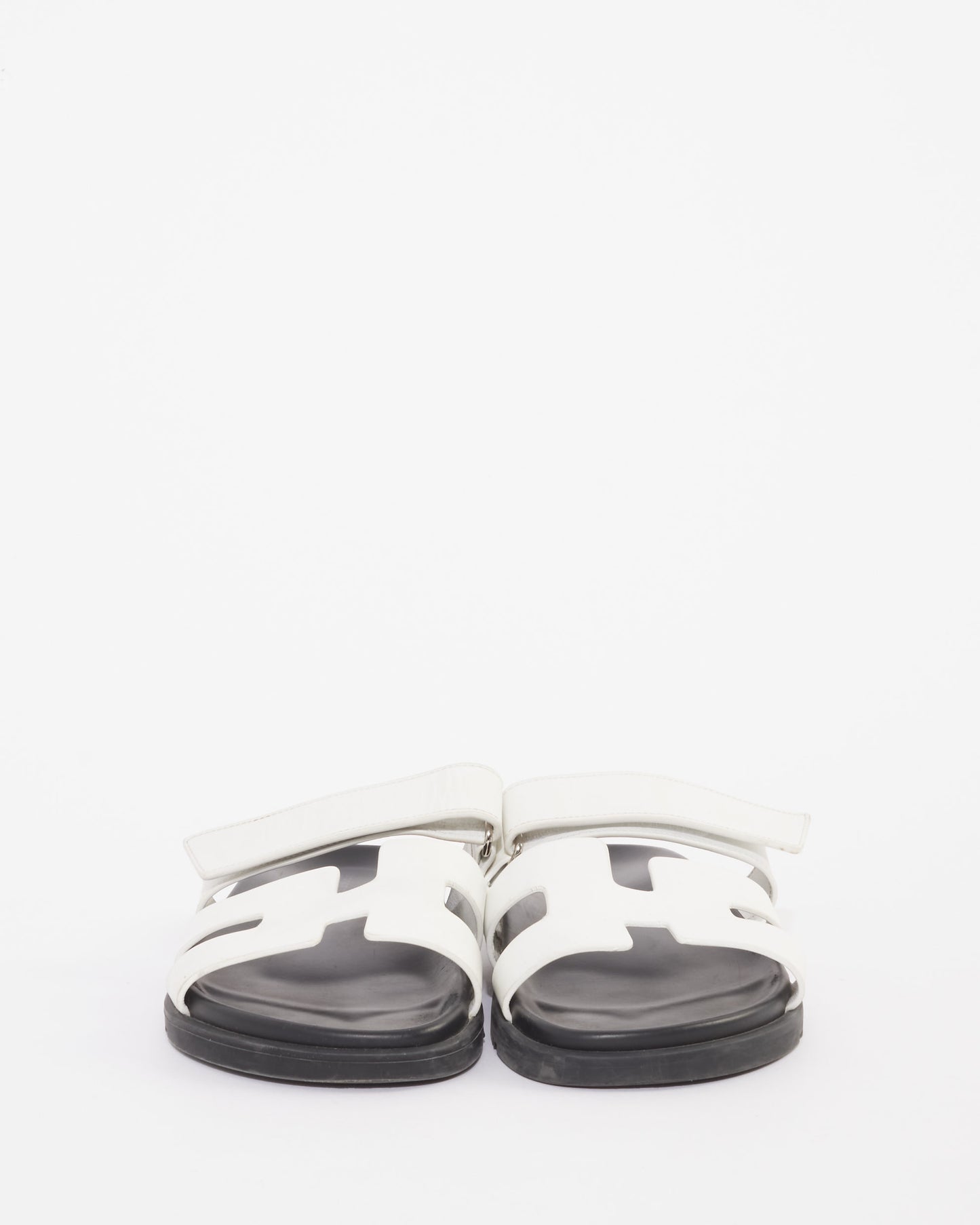 Hermès White Leather Chypre Sandals - 40.5