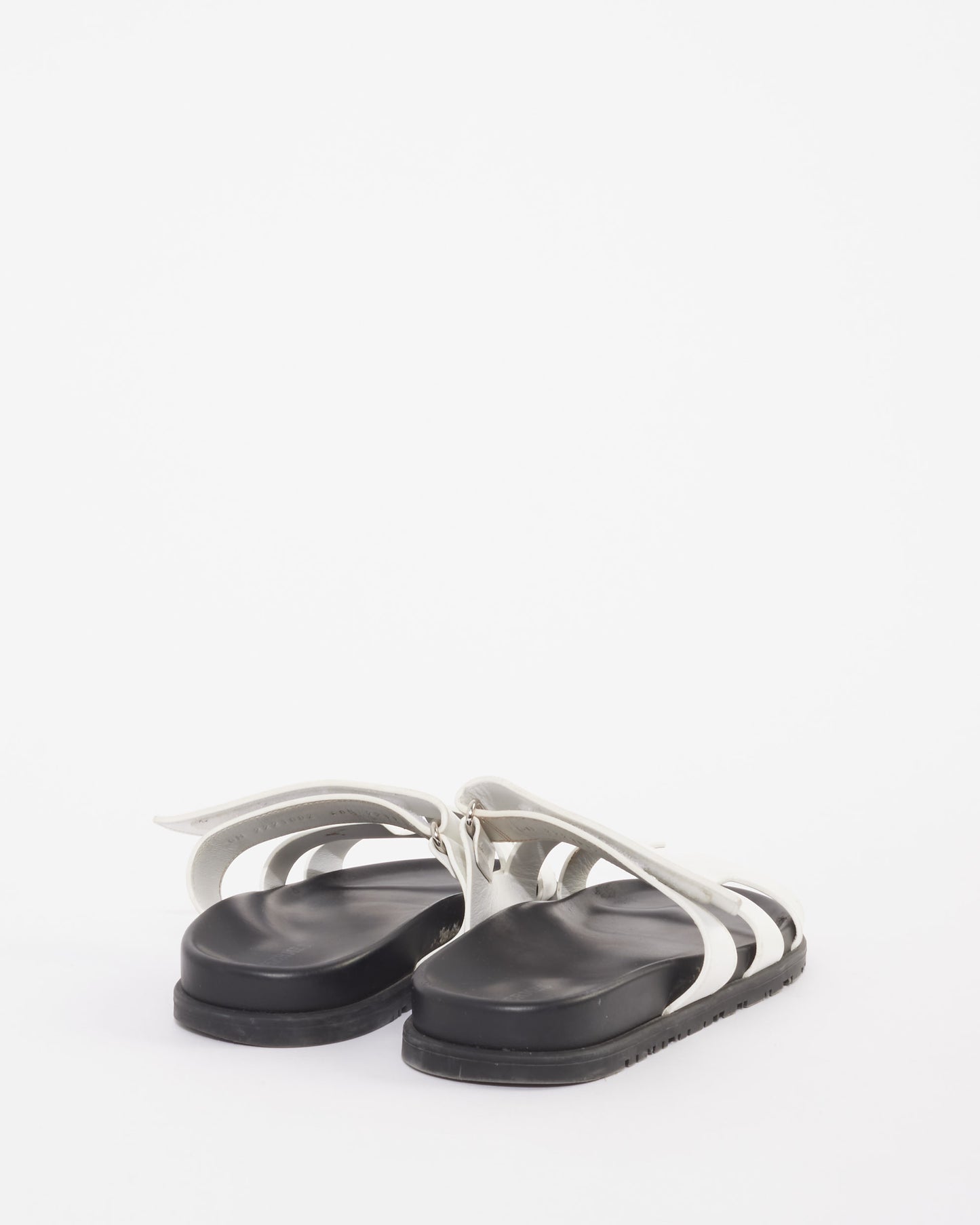Hermès White Leather Chypre Sandals - 40.5
