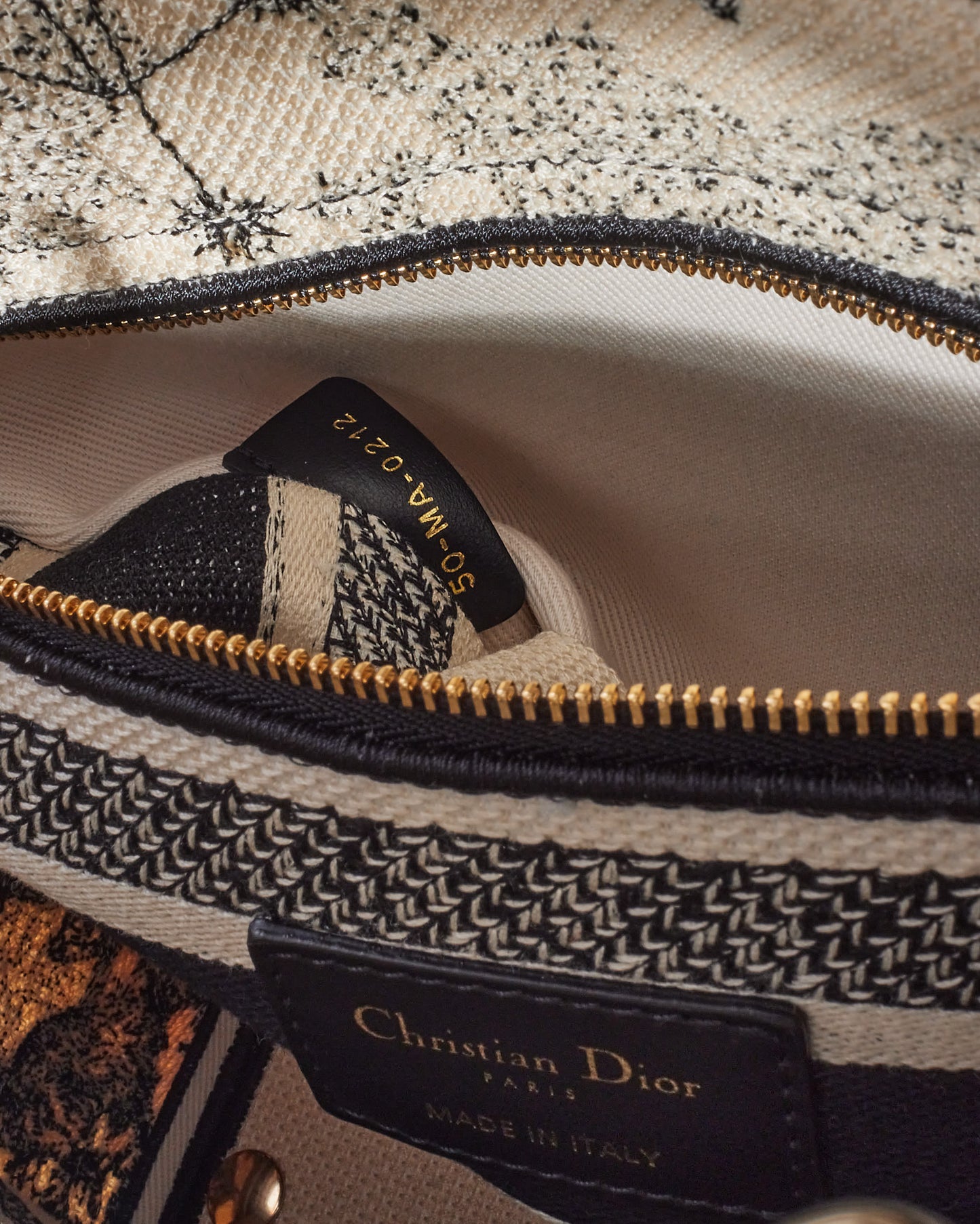 Dior Cream & Black Toile De Jouy Zodiac Embroidery Canvas Medium Lady D-Lite Bag