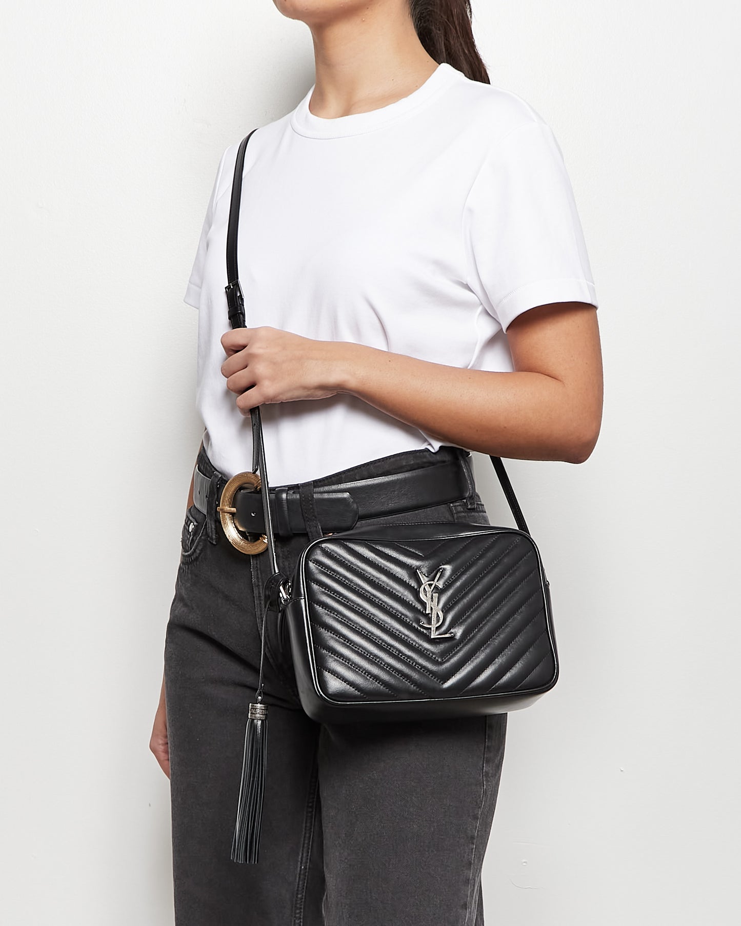 Sac appareil photo Lou en cuir matelassé à chevrons noir Saint Laurent