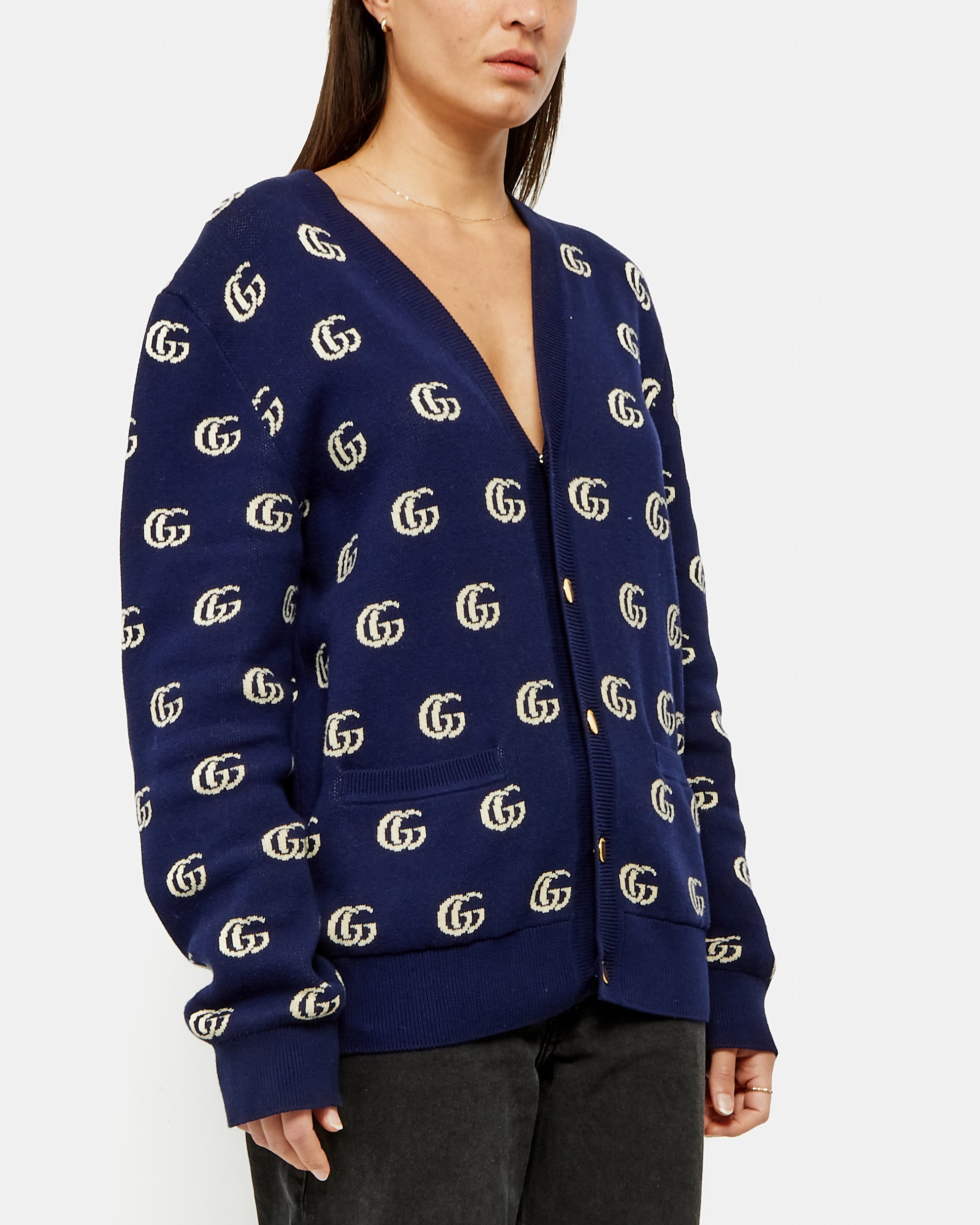 Explore a Gucci Navy Blue Wool GG Logo-Intarsia Cardigan - M