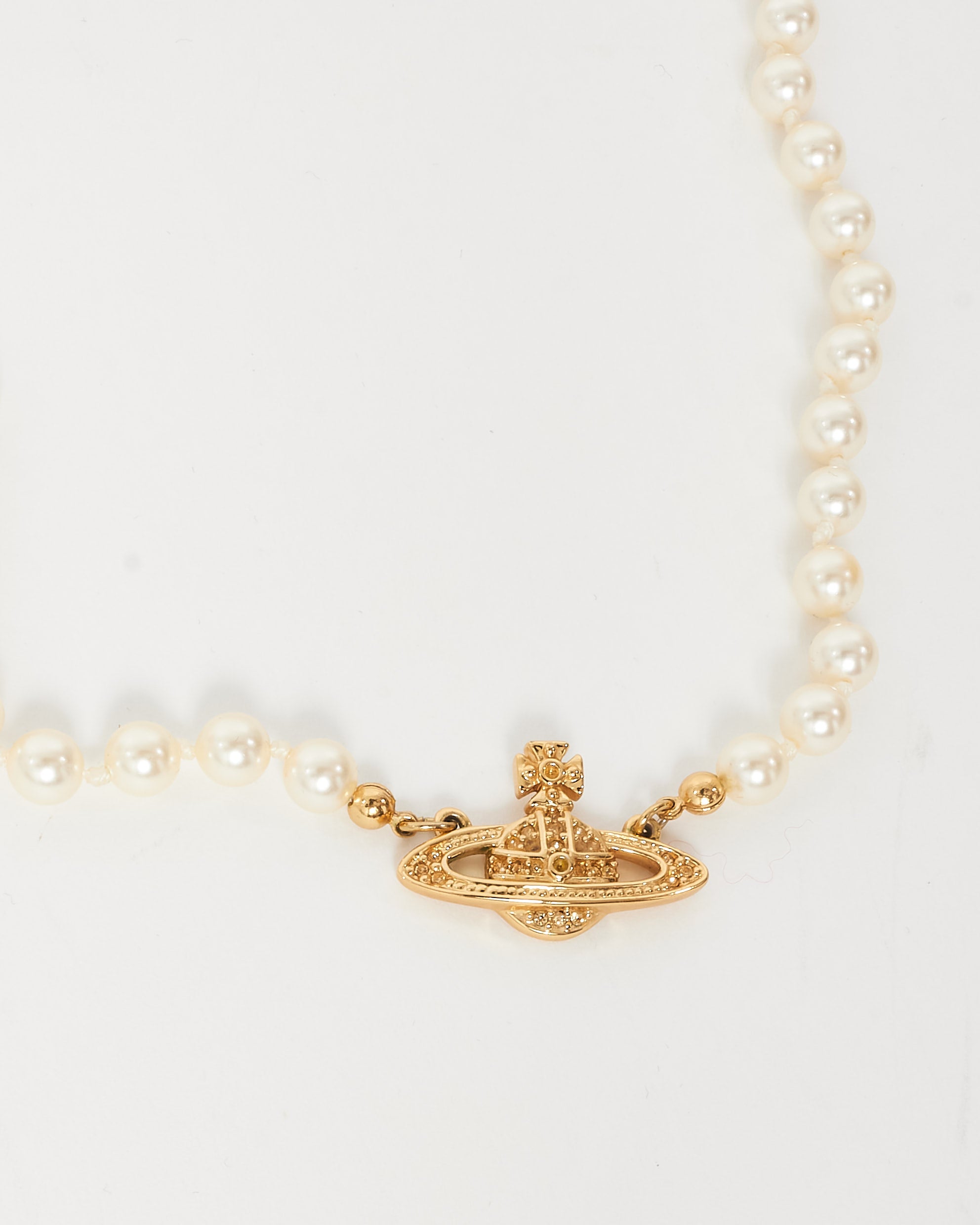 Buy Vivienne Westwood Mini Bas Relief Pearl Choker Necklace